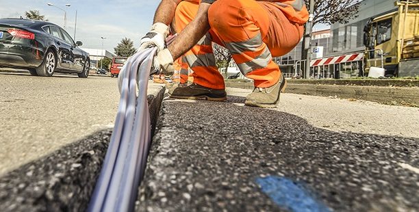 Lavori per la posa della Fibra Ottica a Rivalta